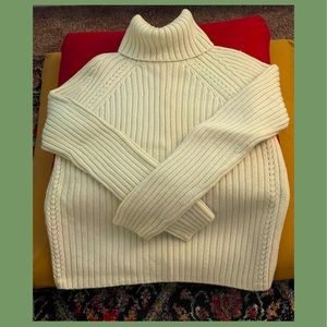 skyr - Poshmark